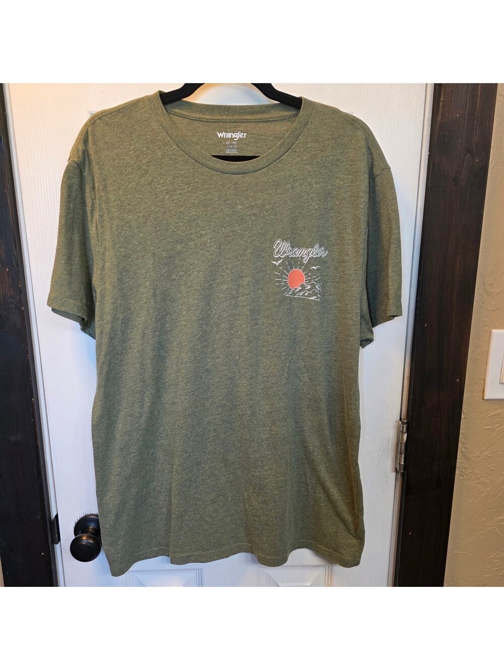 Wrangler Men's Green Graphic T-Shirt- Large